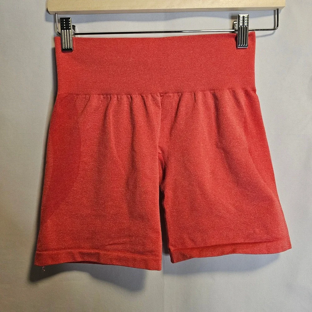 NVGTN Seamless Coral Ribbed‎ High Waist Workout Shorts Size S